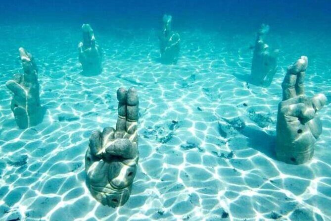 Isla Mujeres on luxury catamaran with snorkel, open bar and lunch - Who Will Love This Tour?