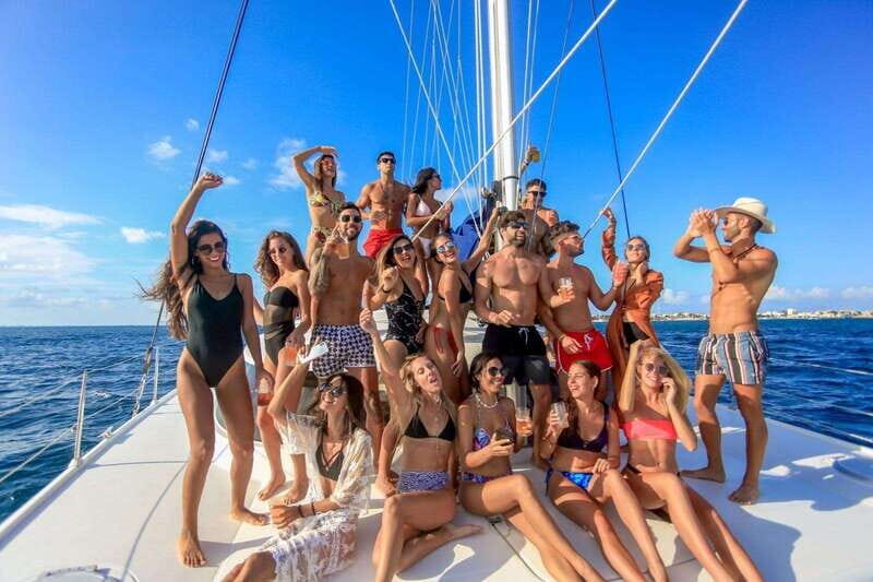 Isla Mujeres Plus Experience Catamaran Tour + Snorkel+Lunch - Discover the Isla Mujeres Plus Experience: Catamaran, Snorkel, and Lunch in Quintana Roo