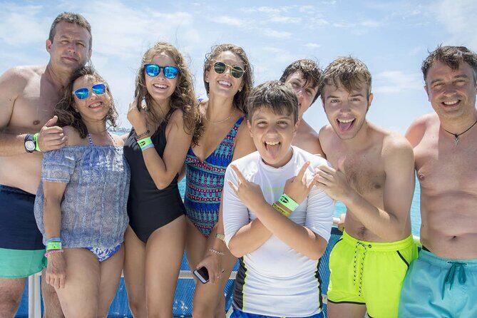 Isla Mujeres Private Catamaran with Food and Drinks Round Trip - FAQ