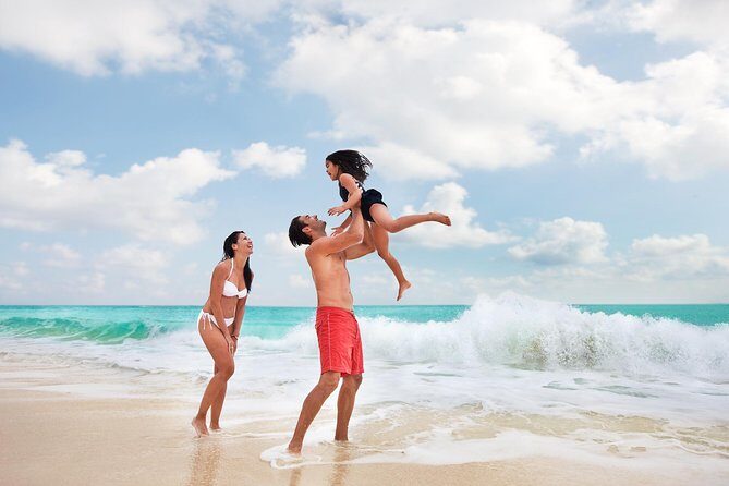 Isla Mujeres tour in a Catamaran with snorkel, open bar, lunch - FAQ