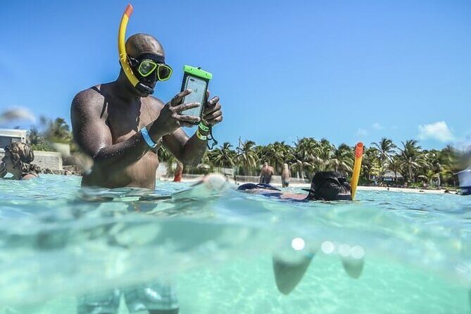 Isla Mujeres Tour in Private Catamaran with Food & Drinks - FAQs