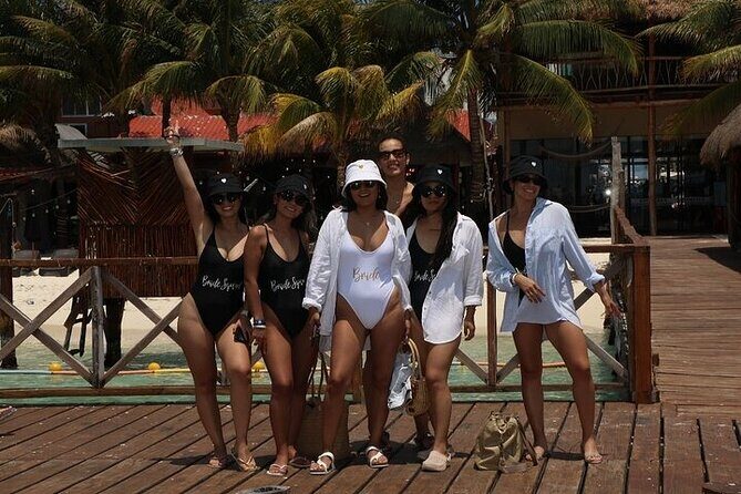 Isla Mujeres Tour with buffet, open bar and snorkeling Sunken Boat - The Sum Up