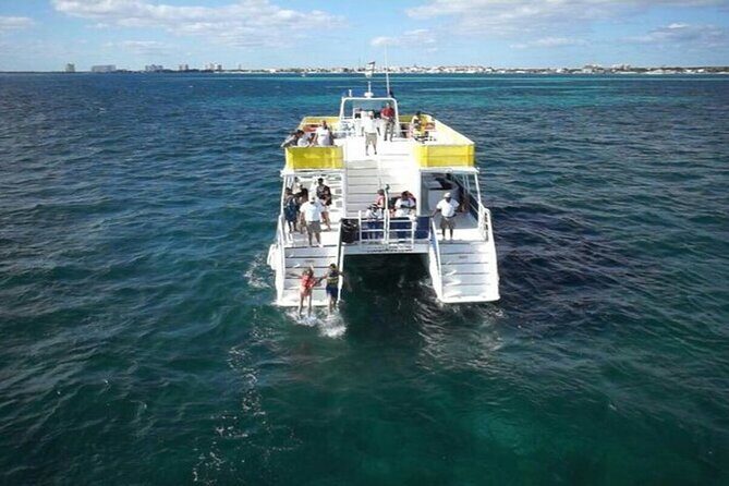 Isla Mujeres Unlimited Catamaran! Drinks, Fun & Party From Playa Del Carmen - The full scoop: a detailed look at the Isla Mujeres Unlimited Catamaran Tour