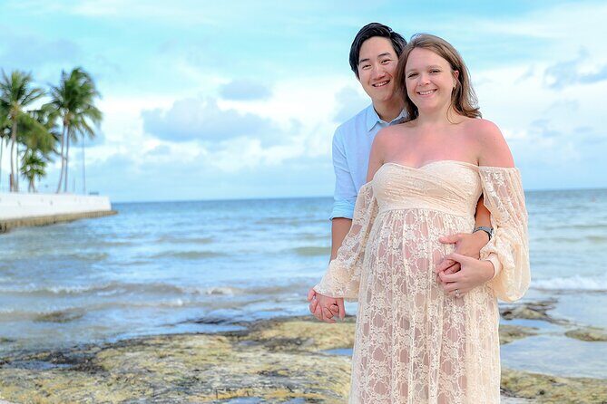 Island Maternity Bliss Photoshoot - Island Maternity Bliss Photoshoot: An Authentic Keepsake in Key West