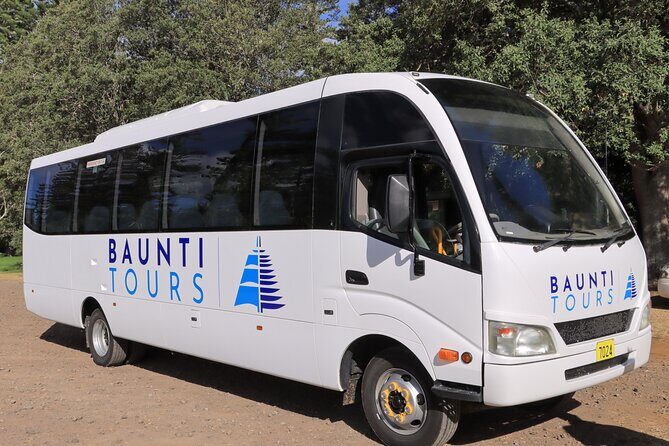 Island Orientation Package incl. Return Airport Transfers & Tour - An Introduction to the Island Orientation Package on Norfolk Island