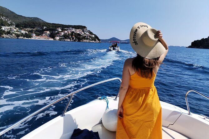 Islands & Caves Private Tour with pickup, drinks & fuel included - The Sum Up