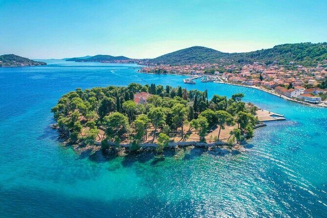 Islands Tour in Zadar by Speedboat - Key Points