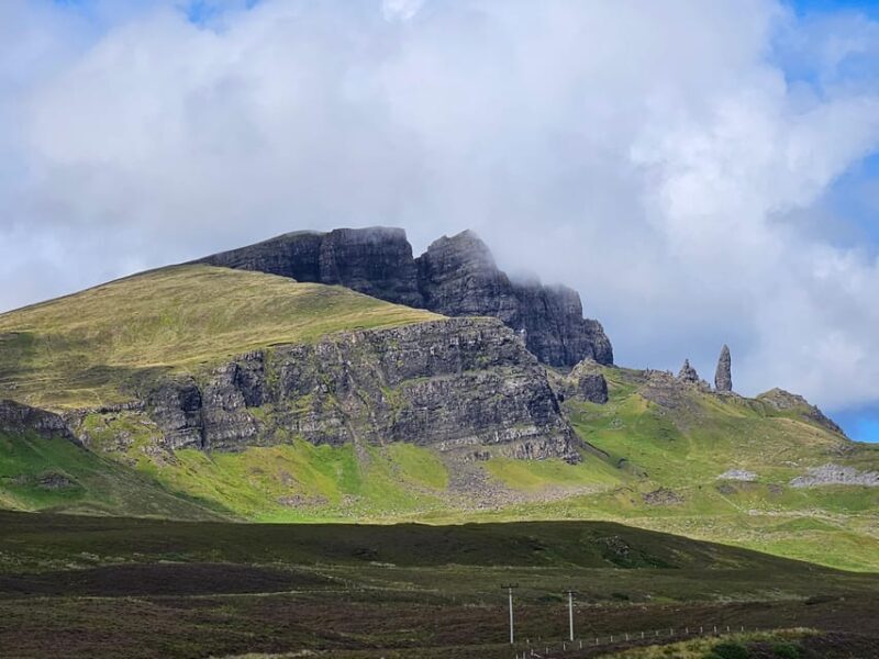 Isle of Skye: Tour the highlights and hidden beauties. - A Personal Journey through the Isle of Skye: Highlights and Hidden Beauties