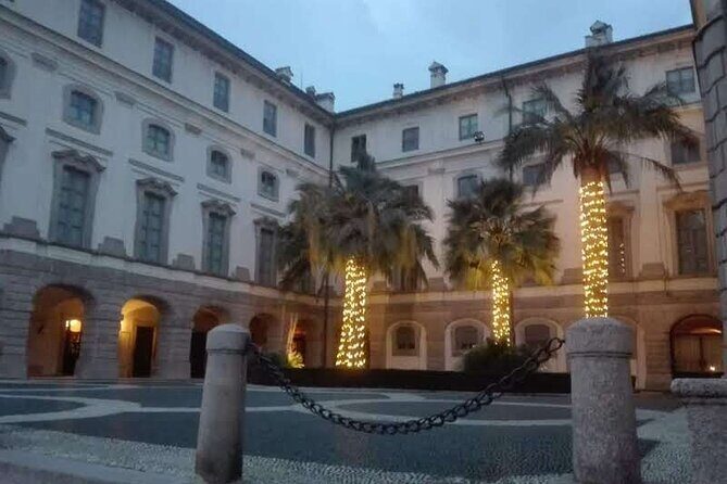 Isola Bella's palace and gardens with a private local guide - Transportation and Timing