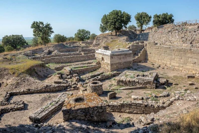 Istanbul: 2-Day Gallipoli and Troy Tour with Hotel - Who Should Consider This Tour?
