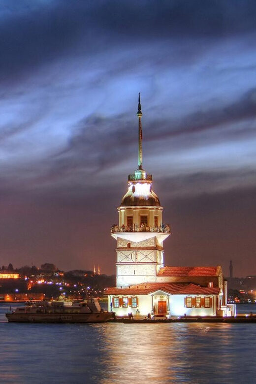 Istanbul: A short trip along the Bosphorus in the evening - Is This Tour Worth It?
