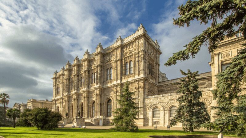 Istanbul: Basilica Cistern & Dolmabahce Palace Combo Ticket - Who Is This Experience Best For?