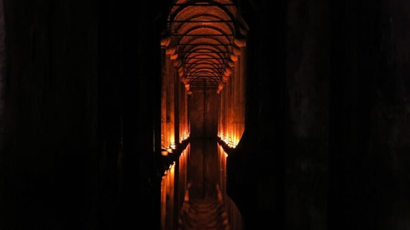 Istanbul: Basilica Cistern Skip-the-Ticket-Line Guided Tour - The Experience of the Tour: What You Can Expect
