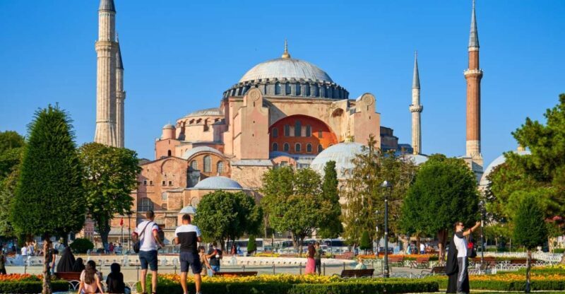Istanbul: Best of Old City Full-Day Tour with Transfers - Exploring Istanbuls Old City in a Day: An Honest Look at the Best of Old City Tour