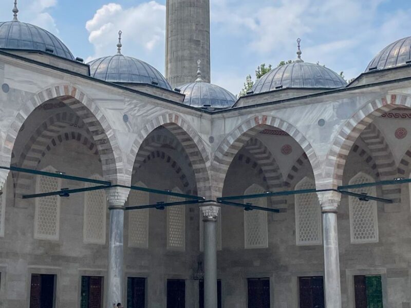 Istanbul: Blue Mosque Guided Tour - Practical Tips for Visitors