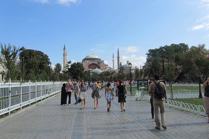 Istanbul: Blue Mosque & Hagia Sophia Small-Group Tour - A Closer Look at the Istanbul: Blue Mosque & Hagia Sophia Small-Group Tour