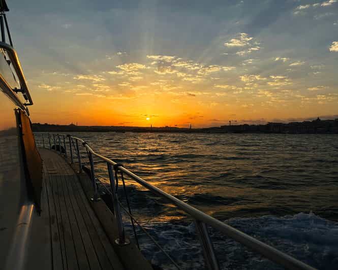 Istanbul: Bosphorus and Golden Horn Sunset Yacht Cruise - Why This Tour Works for Travelers