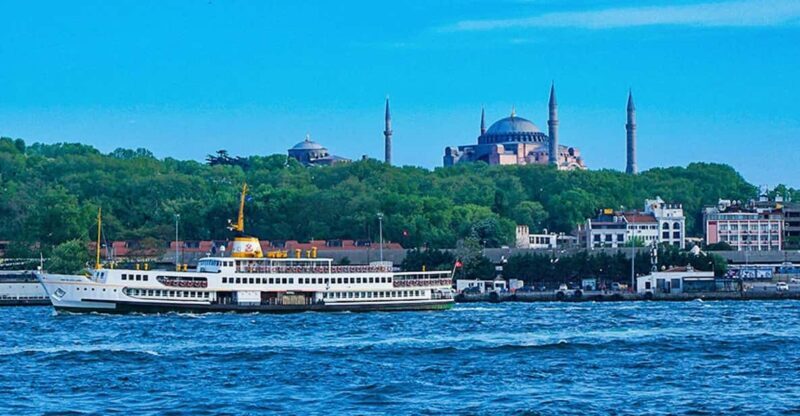 Istanbul: Bosphorus Cruise and Bus Tour with Bazaar Visit - The Sum Up
