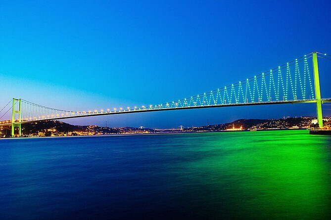 Istanbul Bosphorus Cruise with Dinner and Entertainment - Key Points