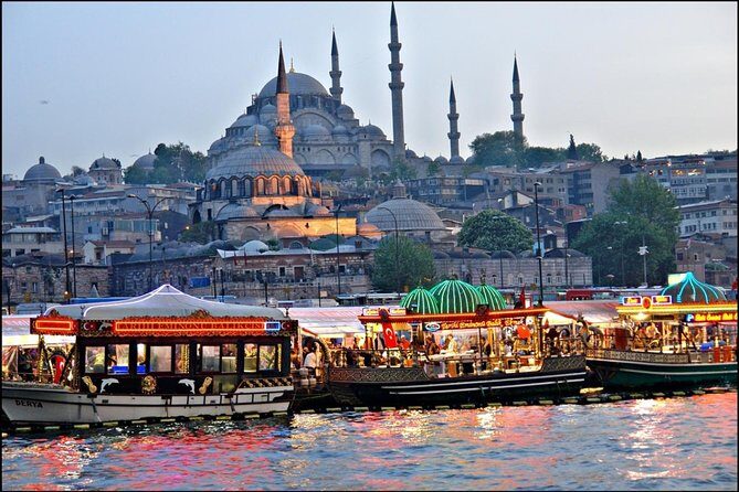 Istanbul Bosphorus & Golden horn Cruise (90 Min) - Exploring the Itinerary in Detail