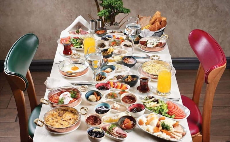 Istanbul: Bosphorus Morning Cruise with Breakfast - A Practical Look at the Experience