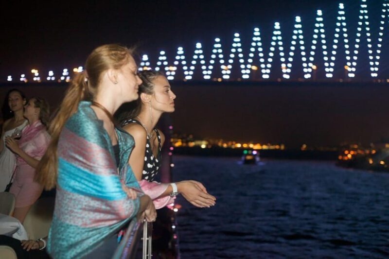 Istanbul: Bosphorus Night Dinner Cruise with Private Table - FAQ
