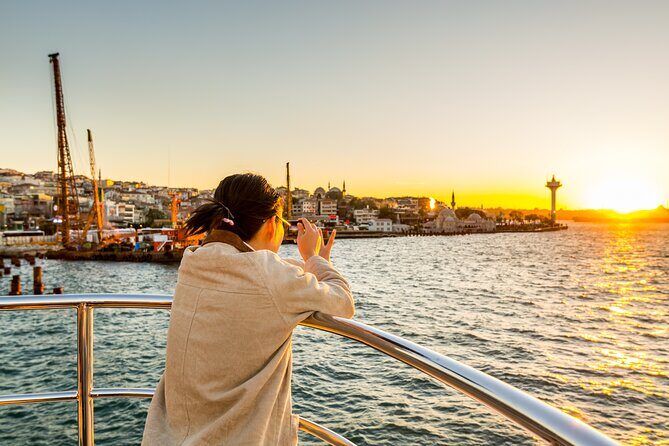 Istanbul Bosphorus Sightseeing Cruise with Audio Guide - Final Thoughts: Who Should Take This Tour