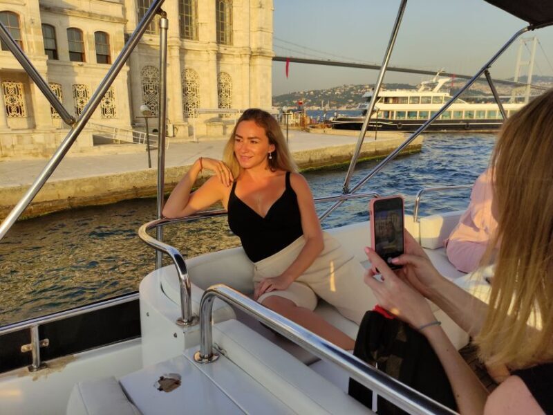 Istanbul: Bosphorus Sunset Cruise with Snacks and Wine - A Detailed Look at the Bosphorus Sunset Cruise