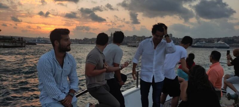 Istanbul: Bosphorus Sunset Cruise with Snacks and Wine - Final Thoughts