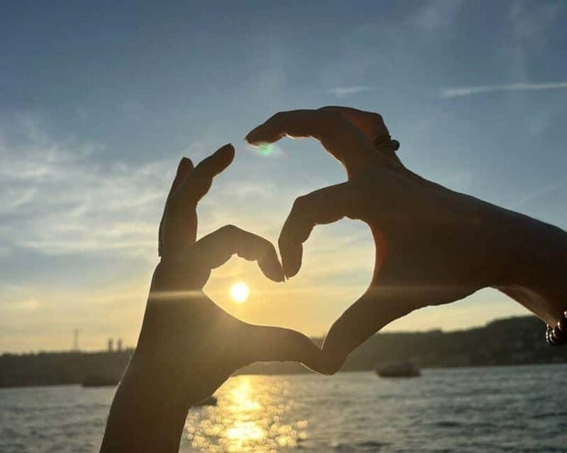 Istanbul: Bosphorus Sunset or Night Yacht Cruise & Transfers - Who Should Consider This Tour?