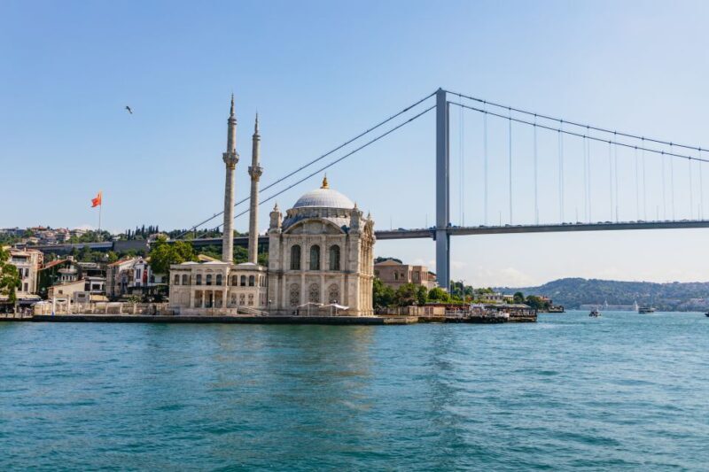 Istanbul: Bosphorus Yacht Cruise with Stopover on Asian Side - Who Should Consider This Tour?