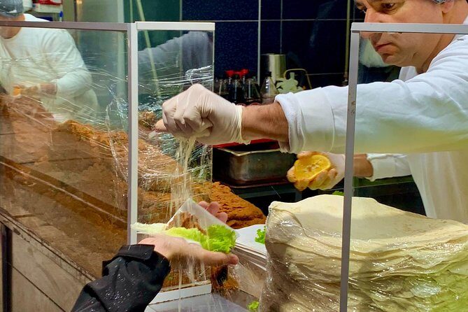 Istanbul Cross-Continental Food Tour Including Tastings, Public Transportation - FAQ