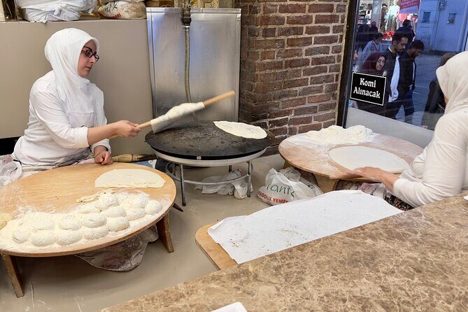Istanbul Culinary Tour: Local Tavern and Gourmet Street Foods - A Deep Dive into the Istanbul Culinary Experience