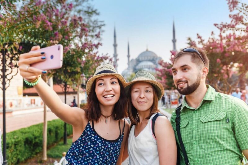 Istanbul Dolmabahçe Palace Private Tour with Transfers - In-Depth Look at the Tour Experience