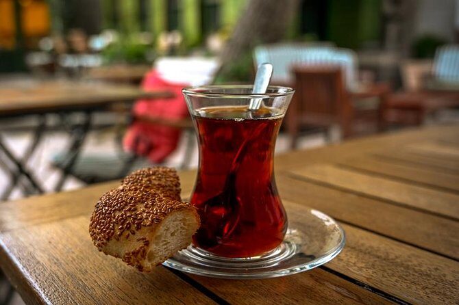 Istanbul Evening Sightseeing and Food Tasting Tour - A Detailed Look at the Istanbul Evening Sightseeing and Food Tasting Tour