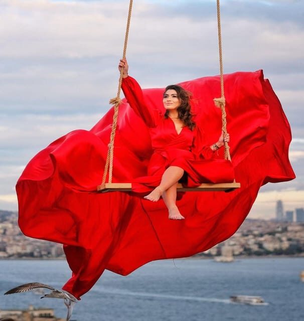 Istanbul Flying Dress Rooftop Photo Shoot - Who Would Love This Experience?