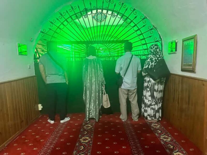 Istanbul: Full Day Islamic Sahaba /Heritage Tour with Lunch - FAQ