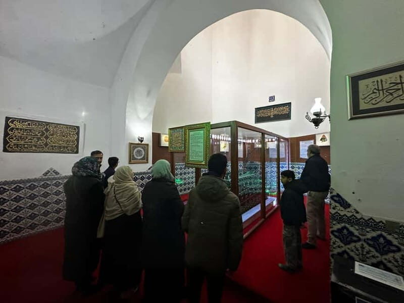 Istanbul: Full Day Islamic Sahaba Tour with Lunch & Transfer - Practical Tips and Considerations