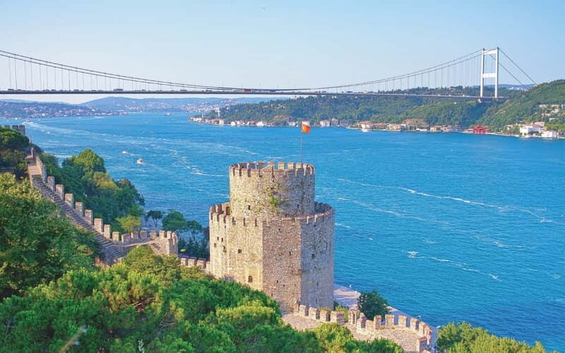 Istanbul: Guided Bosphorus Cruise & Golden Horn Bus Tour - Key Points