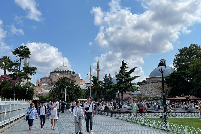 Istanbul Guided Tour Hagia Sophia, Topkapi, Cistern with Tickets - An In-Depth Look at the Tour Experience