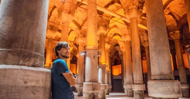 Istanbul: Istanbul Night Walking Tour - Key Points