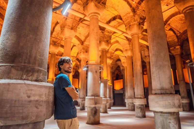 Istanbul: Istanbul Night Walking Tour - Visiting the Basilica Cistern