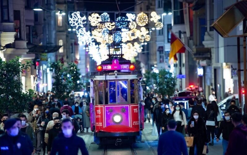 Istanbul: Karakoy District Nighttime Guided Walking Tour - Detailed Itinerary Breakdown