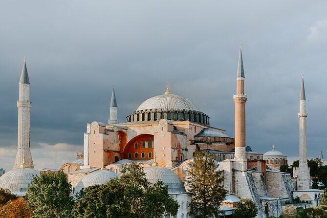 Istanbul Mosques Walking Tour: Hagia Sophia and Blue Mosque - Who Would Enjoy This Tour?