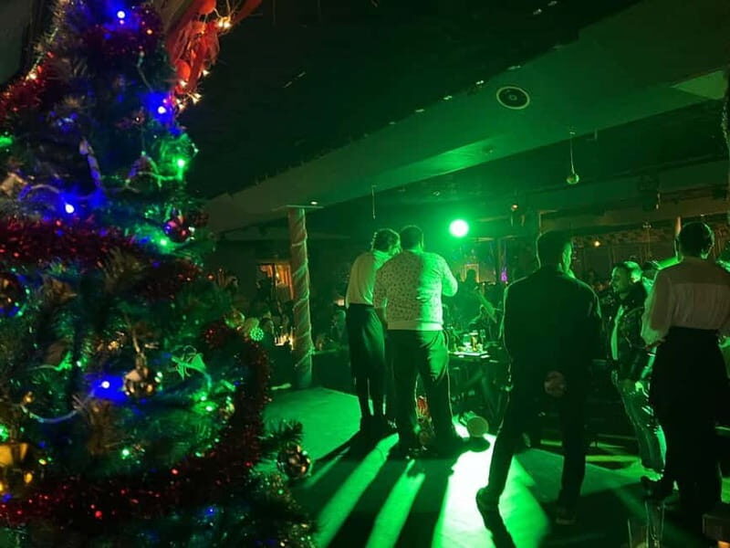 Istanbul: New Year's Eve Bosphorus Dinner Cruise Party 2026 - Key Points