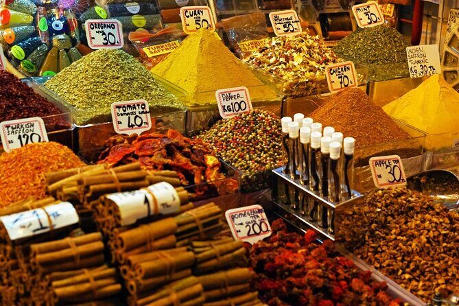 Istanbul Off the Beaten Path Tour with Guide, Lunch and Transfers - Key Points