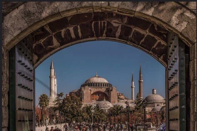 Istanbul Old City Guided Walking Tour - The Itinerary: A Walk Through Istanbul’s Most Famous Sights
