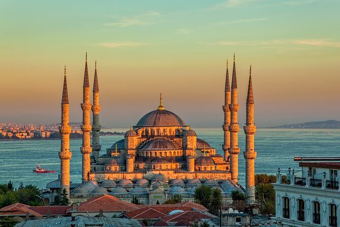 Istanbul Old City Private Walking Tour with Bosphorus Cruise - A Closer Look at the Istanbul Old City Private Tour