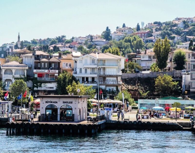 Istanbul: Princes' Islands Tour with Lunch and Transfers - Explore Istanbul’s Princes’ Islands with a Full-Day Tour
