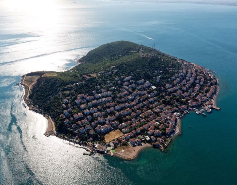 Istanbul: Princes' Islands Tour with Lunch and Transfers - The Itinerary: From Istanbul to the Islands